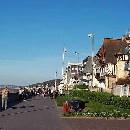 Grand Vue Sur A * Cabourg