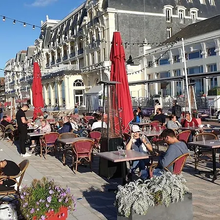Grand Vue Sur A * Cabourg